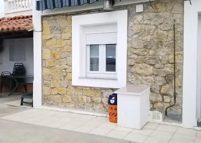 Casa La Ranera De Santillana בית נופש סנטילנה דל מר