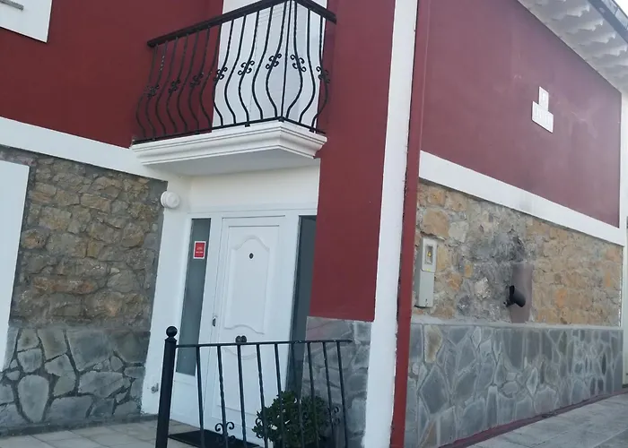 Casa La Ranera De Santillana * סנטילנה דל מר