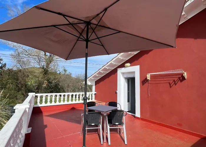 בית נופש Casa La Ranera De Santillana סנטילנה דל מר